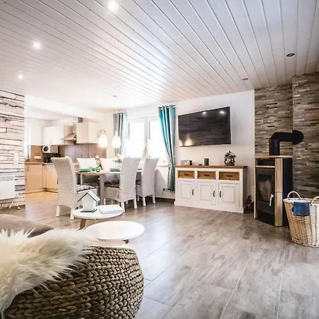 A Gem Of A Modern Retreat * Hasselfelde